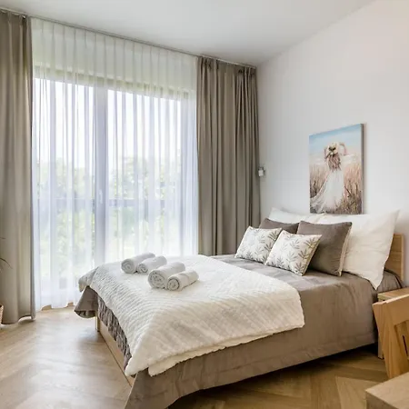 Comfy - Rodzinny Nadmorski Dwor I 10 Minut Plaza Apartmán